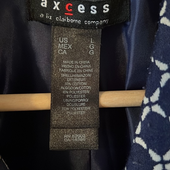 Axcess Liz Clairborne Suit Jacket - Picture 3 of 4